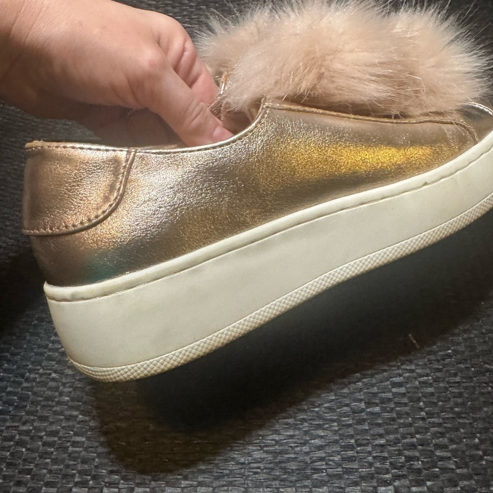 Steve Madden Women's Shoes with Faux Fur - Picture 5 of 10